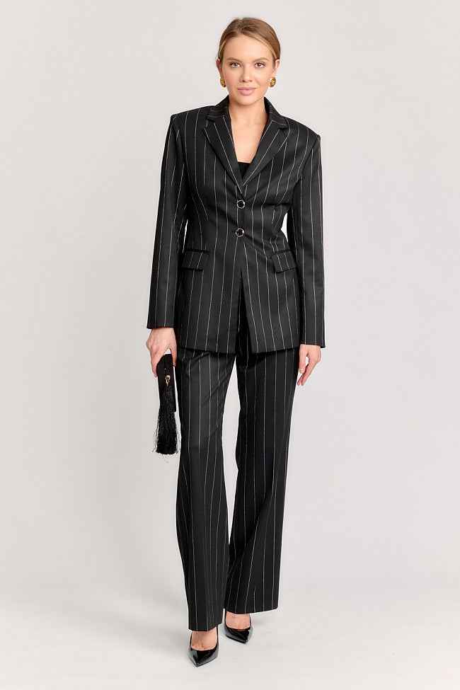 BLACK STRIPPED JACKET & PANTS.